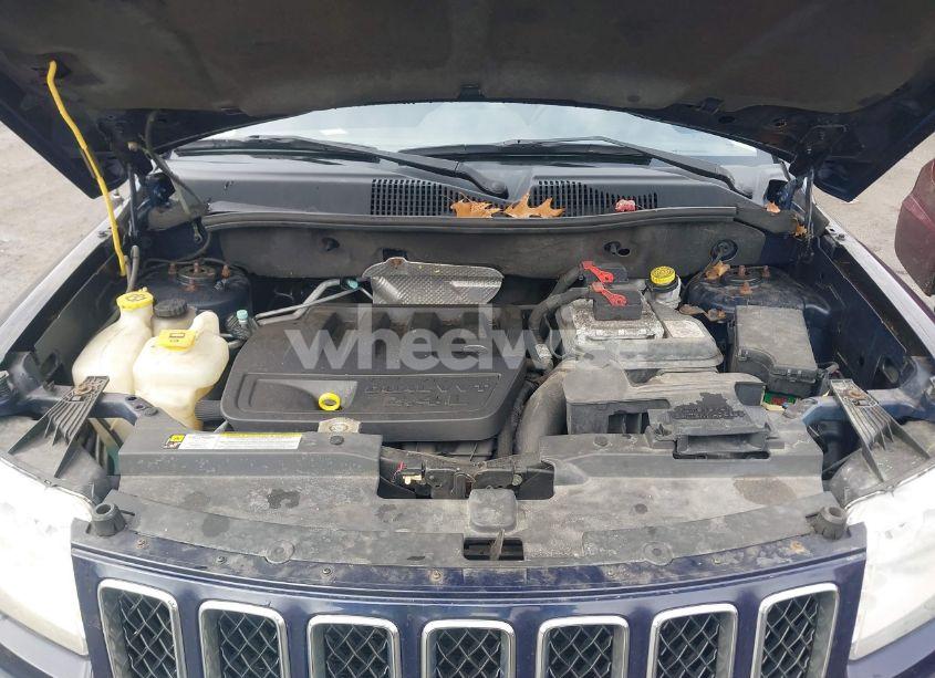 Photo 10 of 2013 Jeep Compass LATITUDE (VIN 1C4NJDEB5DD218146)