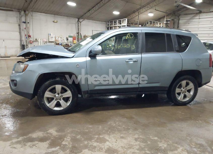 Photo 14 of 2014 Jeep Compass LATITUDE (VIN 1C4NJDEB5ED548953)