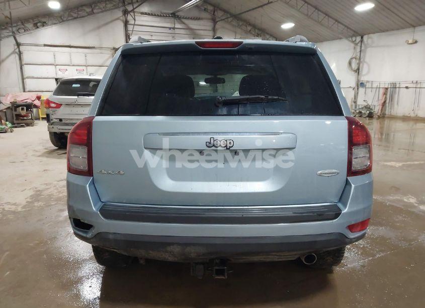 Photo 16 of 2014 Jeep Compass LATITUDE (VIN 1C4NJDEB5ED548953)