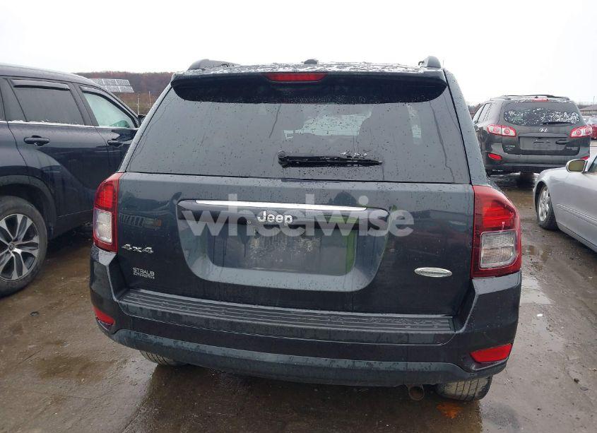 Photo 16 of 2014 Jeep Compass LATITUDE (VIN 1C4NJDEB5ED661172)