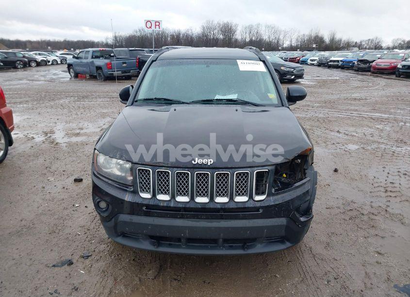 Photo 12 of 2014 Jeep Compass LATITUDE (VIN 1C4NJDEB5ED734489)