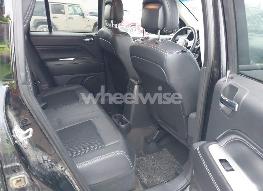 Photo 8 of 2014 Jeep Compass LATITUDE (VIN 1C4NJDEB5ED734489)