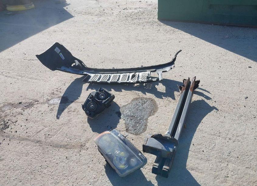 Photo 12 of 2014 Jeep Compass LATITUDE (VIN 1C4NJDEB5ED788732)