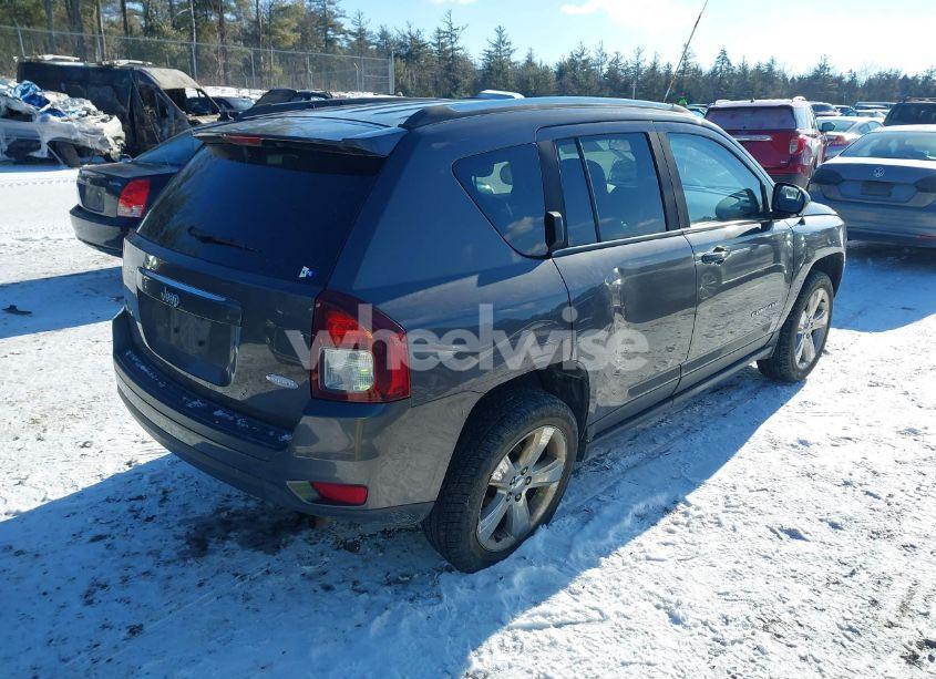 Photo 4 of 2014 Jeep Compass LATITUDE (VIN 1C4NJDEB5ED792277)