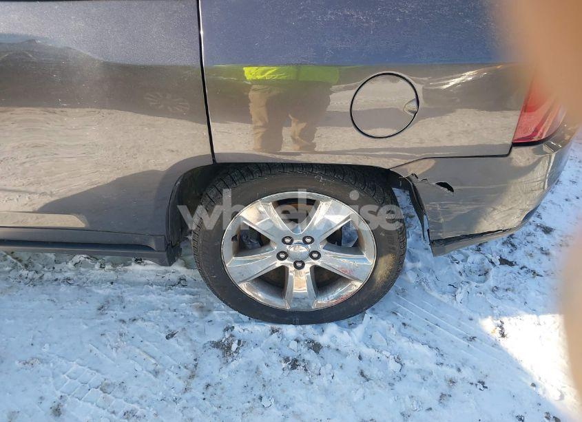 Photo 6 of 2014 Jeep Compass LATITUDE (VIN 1C4NJDEB5ED792277)