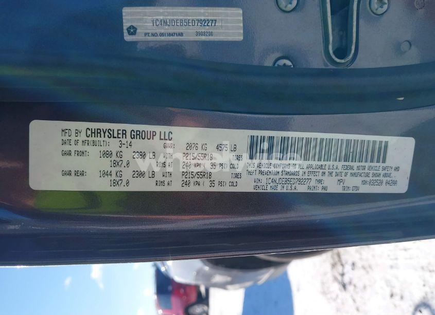 Photo 9 of 2014 Jeep Compass LATITUDE (VIN 1C4NJDEB5ED792277)