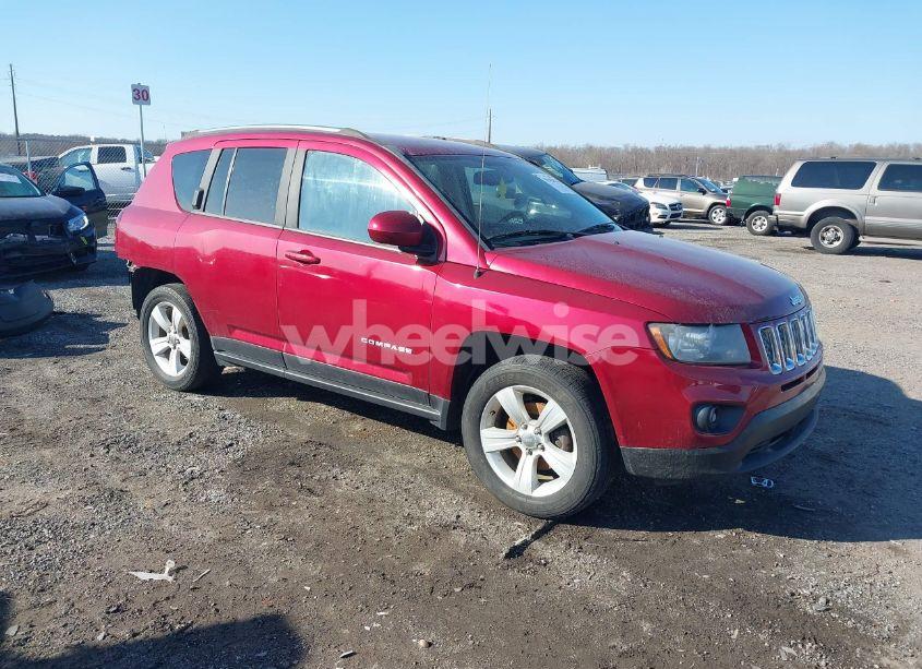 2014 Jeep Compass LATITUDE (VIN 1C4NJDEB5ED809949) main photo