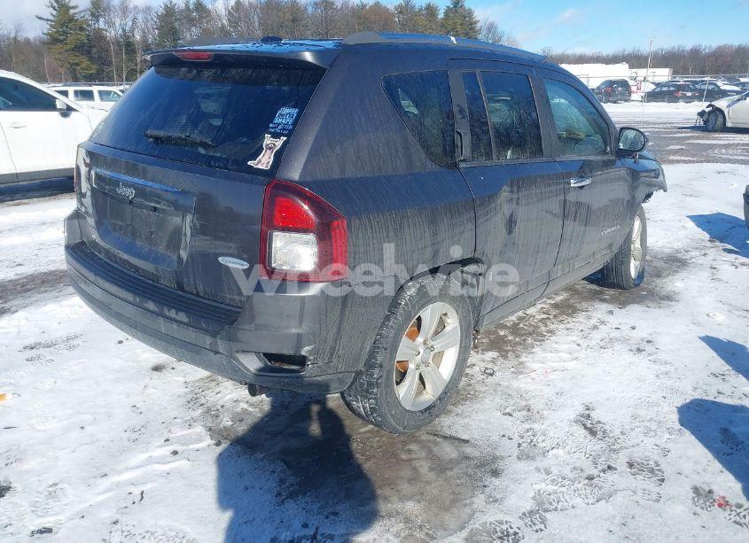 Photo 4 of 2014 Jeep Compass LATITUDE (VIN 1C4NJDEB5ED904592)