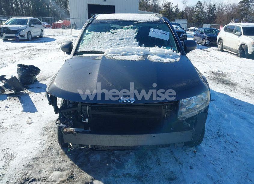 Photo 6 of 2014 Jeep Compass LATITUDE (VIN 1C4NJDEB5ED904592)