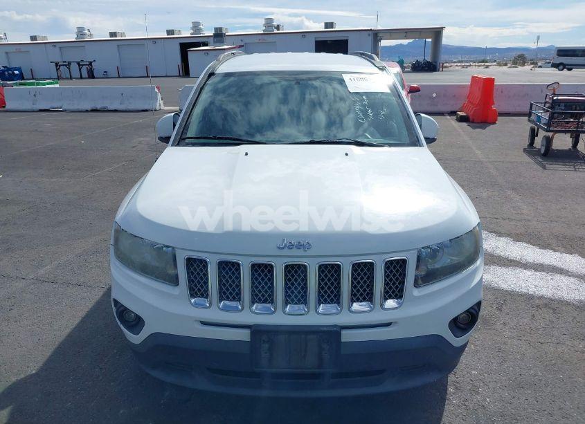 Photo 12 of 2016 Jeep Compass LATITUDE (VIN 1C4NJDEB5GD631138)