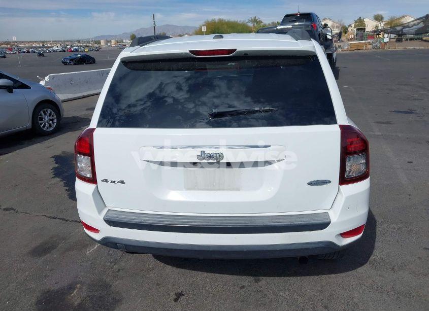 Photo 16 of 2016 Jeep Compass LATITUDE (VIN 1C4NJDEB5GD631138)