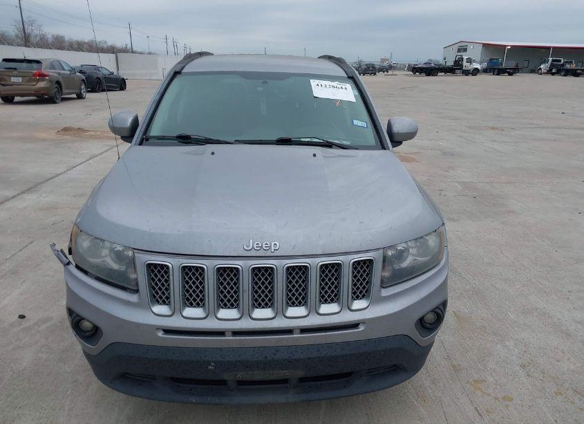 Photo 6 of 2016 Jeep Compass LATITUDE (VIN 1C4NJDEB5GD661627)