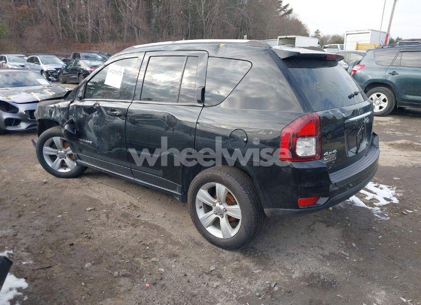 Photo 3 of 2016 Jeep Compass LATITUDE (VIN 1C4NJDEB5GD746760)