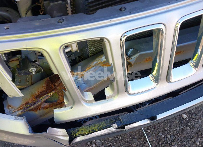 Photo 14 of 2016 Jeep Compass LATITUDE (VIN 1C4NJDEB5GD803717)