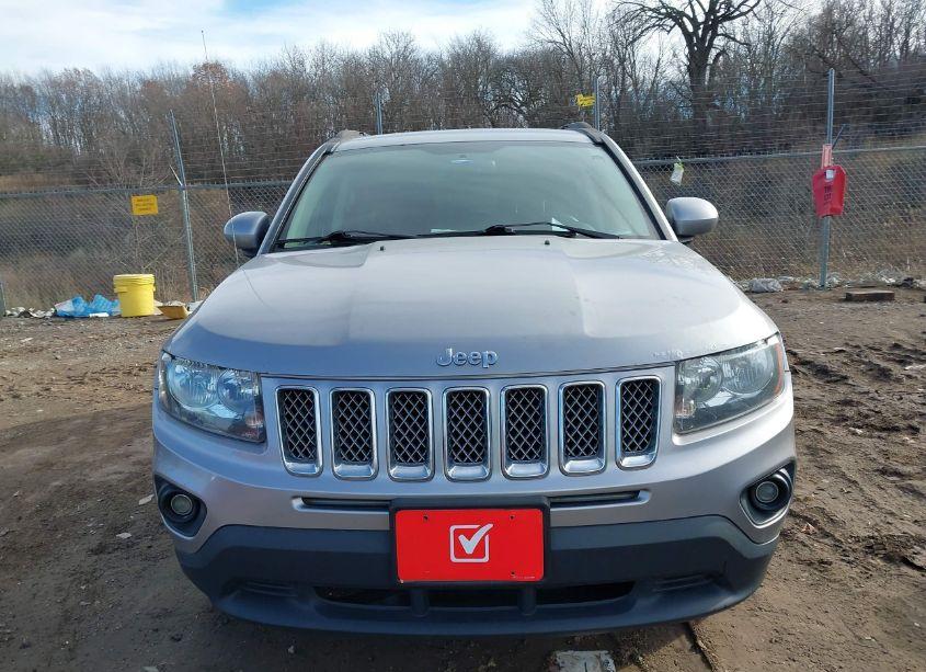 Photo 12 of 2017 Jeep Compass LATITUDE 4X4 (VIN 1C4NJDEB5HD191214)