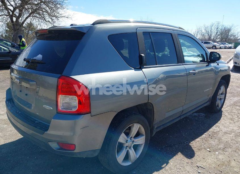 Photo 4 of 2012 Jeep Compass LATITUDE (VIN 1C4NJDEB6CD562986)