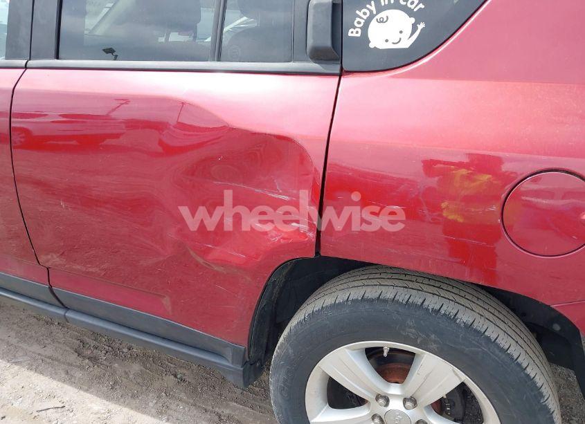 Photo 6 of 2012 Jeep Compass LATITUDE (VIN 1C4NJDEB6CD624936)