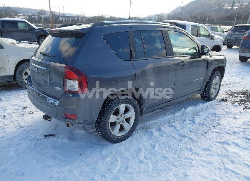 Photo 4 of 2014 Jeep Compass LATITUDE (VIN 1C4NJDEB6ED713957)