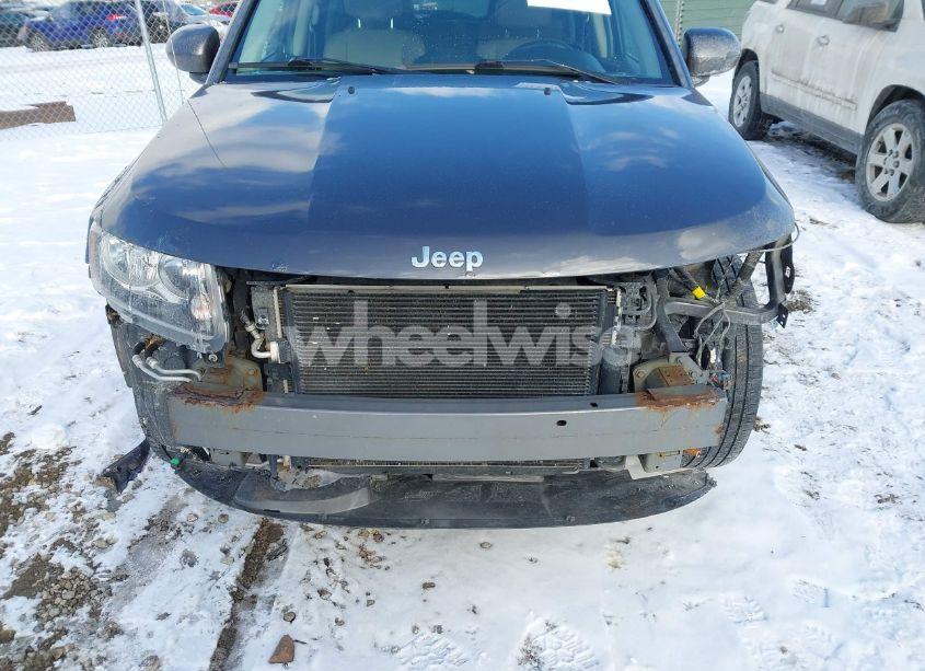 Photo 6 of 2014 Jeep Compass LATITUDE (VIN 1C4NJDEB6ED713957)