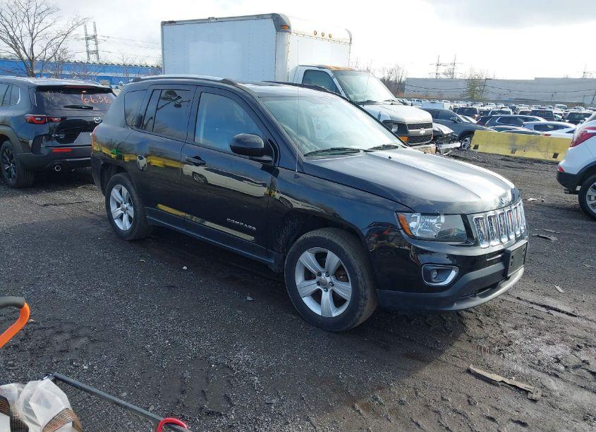 2015 Jeep Compass HIGH ALTITUDE EDITION (VIN 1C4NJDEB6FD105471) main photo