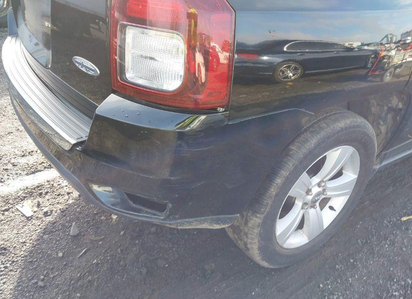 Photo 14 of 2015 Jeep Compass HIGH ALTITUDE EDITION (VIN 1C4NJDEB6FD105471)