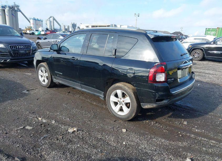 Photo 3 of 2015 Jeep Compass HIGH ALTITUDE EDITION (VIN 1C4NJDEB6FD105471)