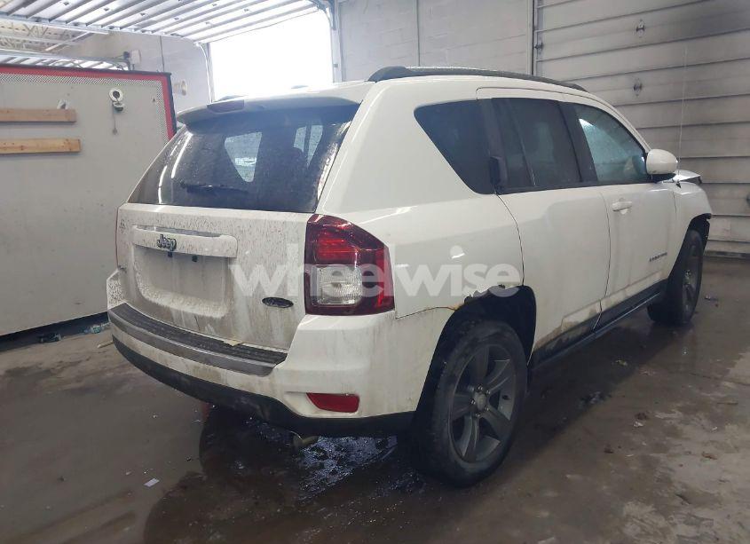 Photo 4 of 2016 Jeep Compass HIGH ALTITUDE EDITION (VIN 1C4NJDEB6GD733760)