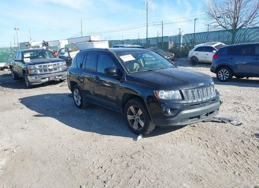 2016 Jeep Compass LATITUDE (VIN 1C4NJDEB6GD757993) main photo