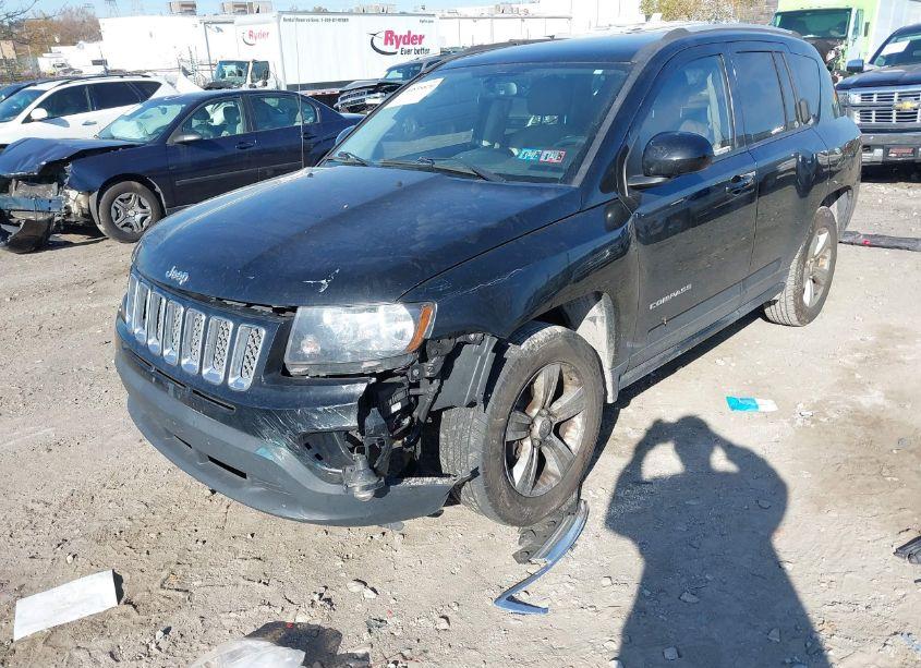 Photo 6 of 2016 Jeep Compass LATITUDE (VIN 1C4NJDEB6GD757993)