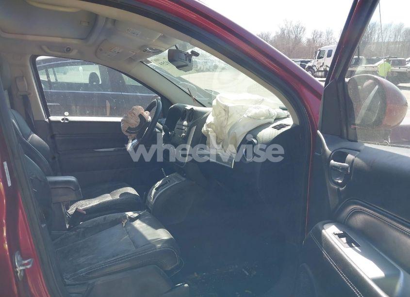 Photo 5 of 2017 Jeep Compass HIGH ALTITUDE 4X4 (VIN 1C4NJDEB6HD171568)