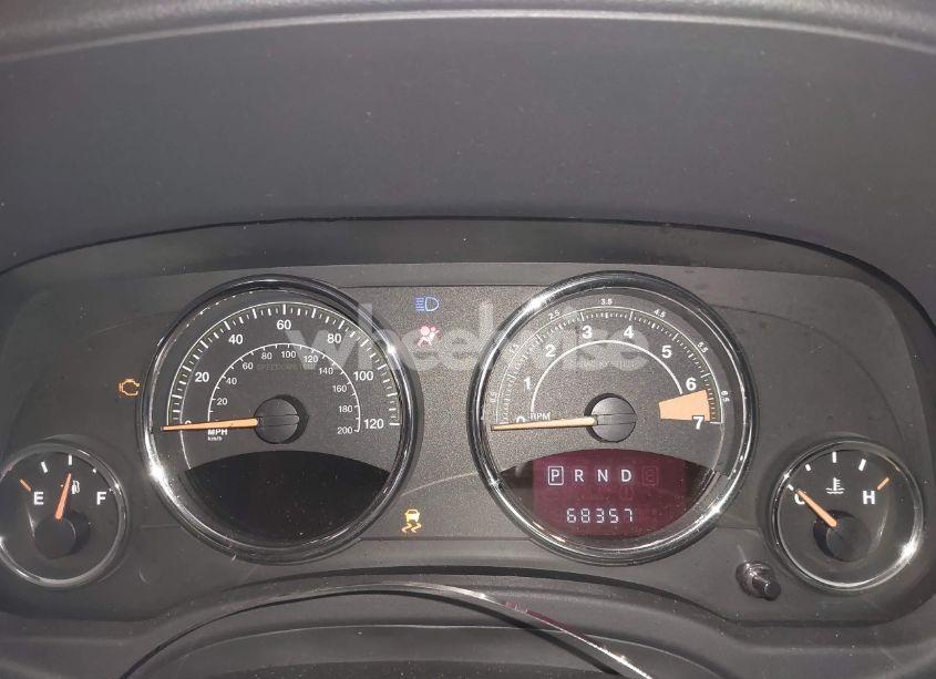 Photo 7 of 2017 Jeep Compass HIGH ALTITUDE 4X4 (VIN 1C4NJDEB6HD192808)