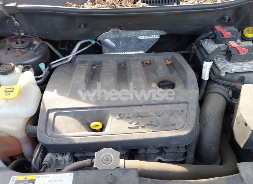 Photo 10 of 2017 Jeep Compass LATITUDE 4X4 (VIN 1C4NJDEB6HD210255)