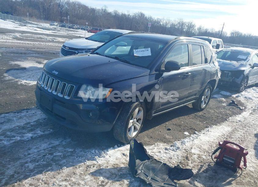 Photo 2 of 2012 Jeep Compass LATITUDE (VIN 1C4NJDEB7CD661946)