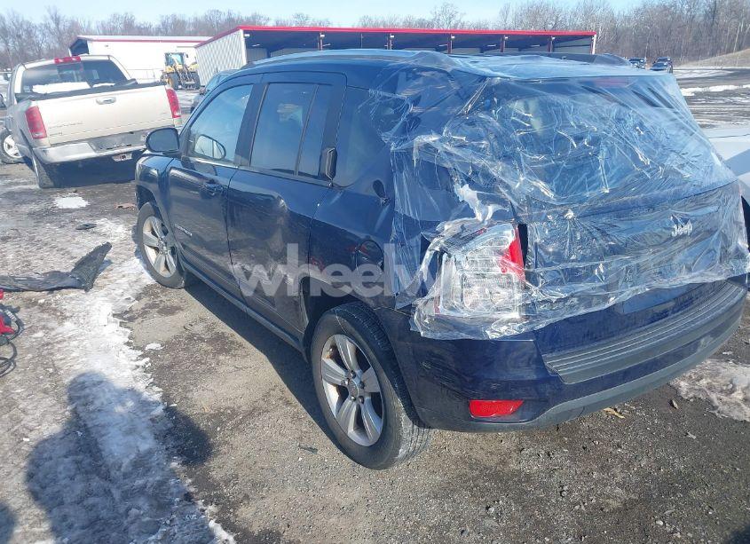 Photo 3 of 2012 Jeep Compass LATITUDE (VIN 1C4NJDEB7CD661946)