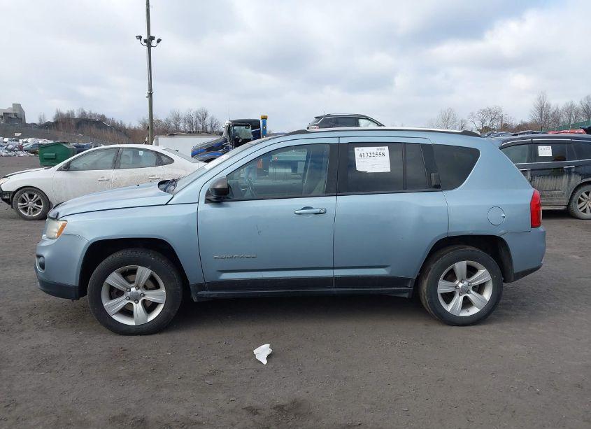 Photo 6 of 2013 Jeep Compass LATITUDE (VIN 1C4NJDEB7DD234364)