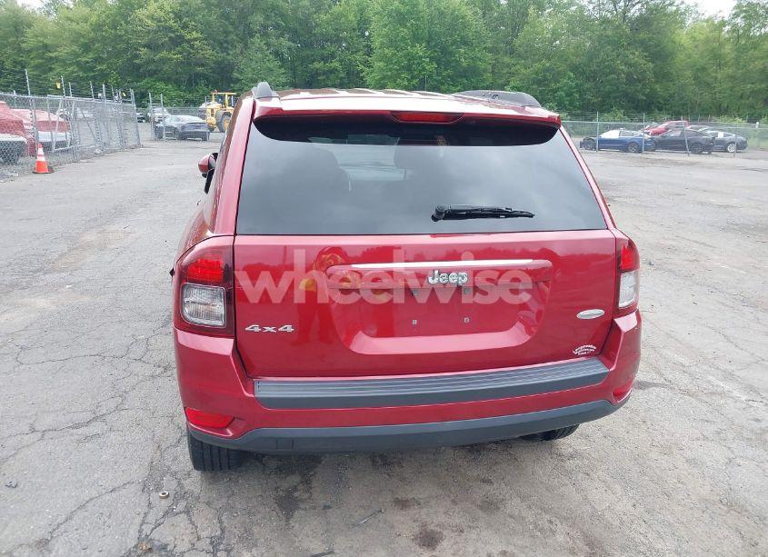Photo 16 of 2014 Jeep Compass LATITUDE (VIN 1C4NJDEB7ED621417)