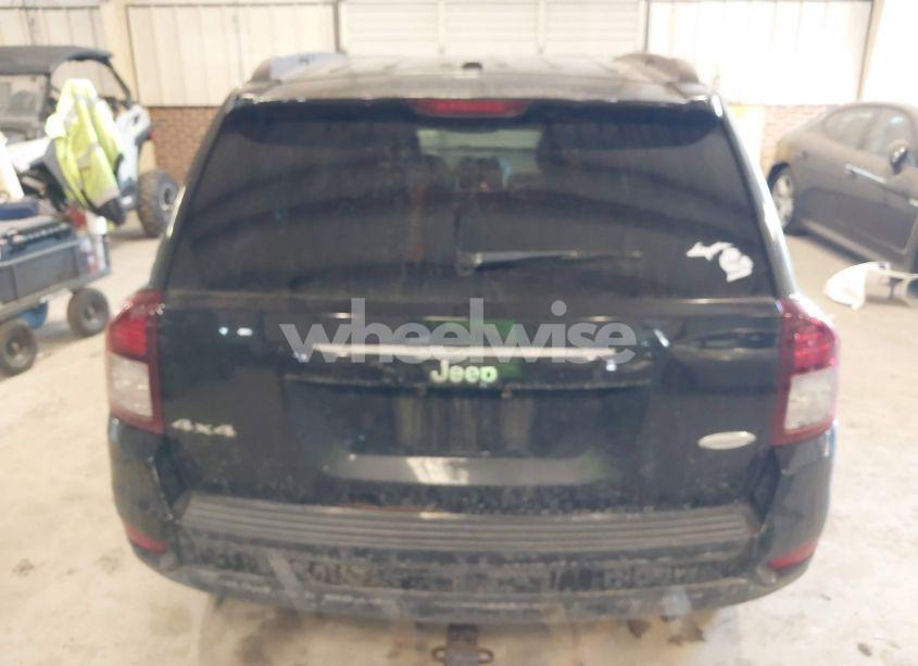 Photo 16 of 2014 Jeep Compass LATITUDE (VIN 1C4NJDEB7ED846548)