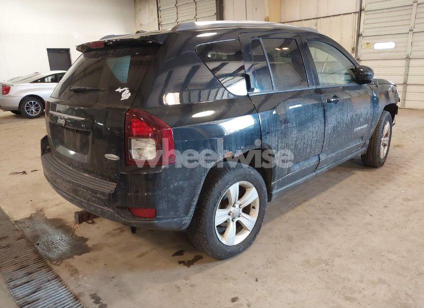 Photo 4 of 2014 Jeep Compass LATITUDE (VIN 1C4NJDEB7ED846548)