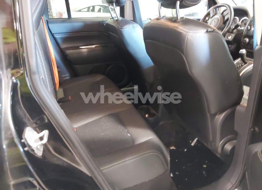 Photo 8 of 2014 Jeep Compass LATITUDE (VIN 1C4NJDEB7ED846548)