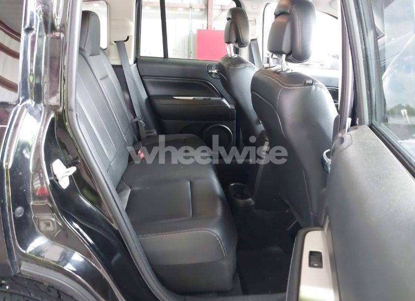 Photo 8 of 2015 Jeep Compass HIGH ALTITUDE EDITION (VIN 1C4NJDEB7FD436401)