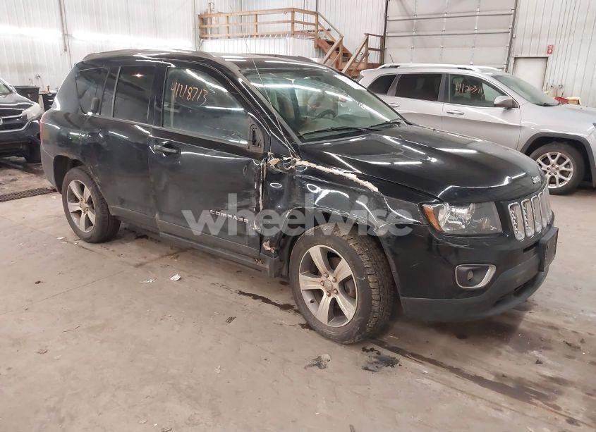 2017 Jeep Compass HIGH ALTITUDE 4X4 (VIN 1C4NJDEB7HD153516) main photo