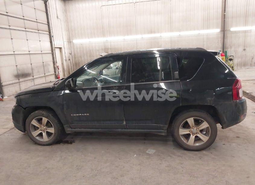 Photo 14 of 2017 Jeep Compass HIGH ALTITUDE 4X4 (VIN 1C4NJDEB7HD153516)