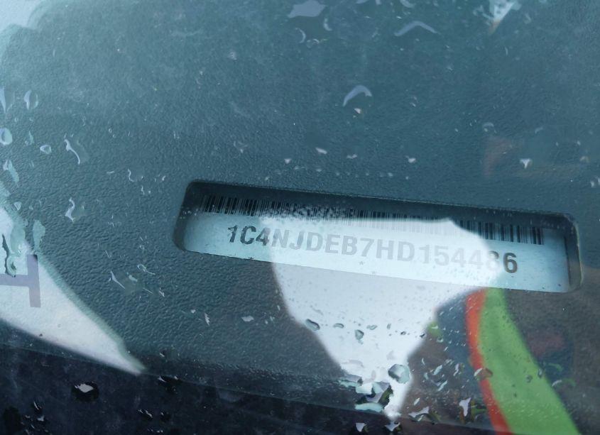 Photo 9 of 2017 Jeep Compass LATITUDE 4X4 (VIN 1C4NJDEB7HD154486)