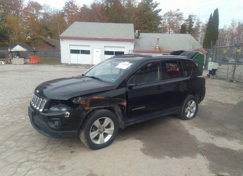 Photo 2 of 2017 Jeep Compass LATITUDE (VIN 1C4NJDEB7HD210183)