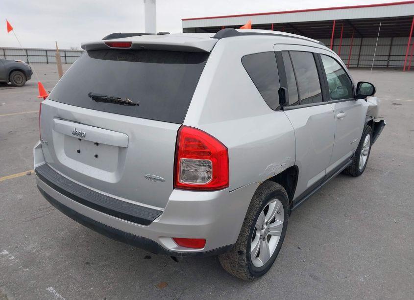 Photo 4 of 2012 Jeep Compass LATITUDE (VIN 1C4NJDEB8CD541797)