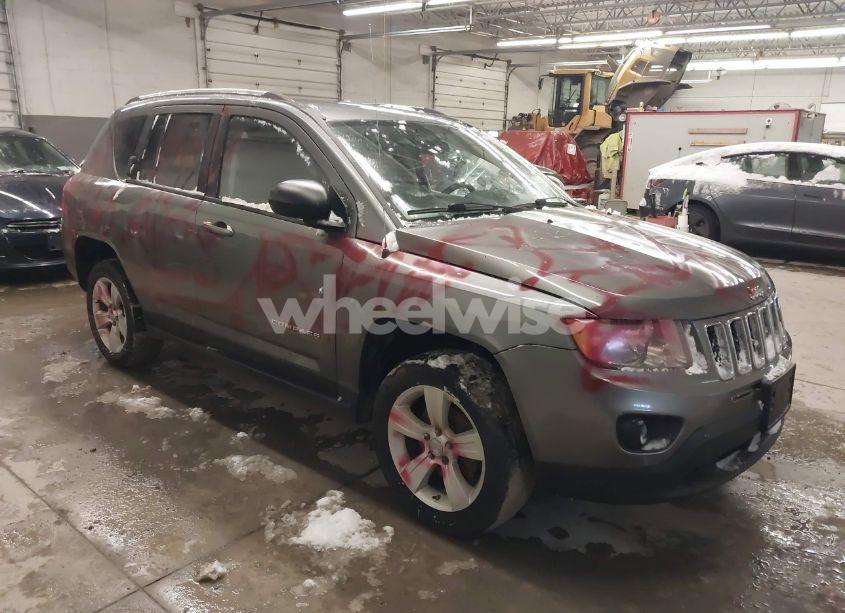 2012 Jeep Compass LATITUDE (VIN 1C4NJDEB8CD655864) main photo