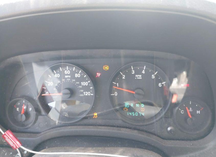 Photo 7 of 2013 Jeep Compass LATITUDE (VIN 1C4NJDEB8DD209134)