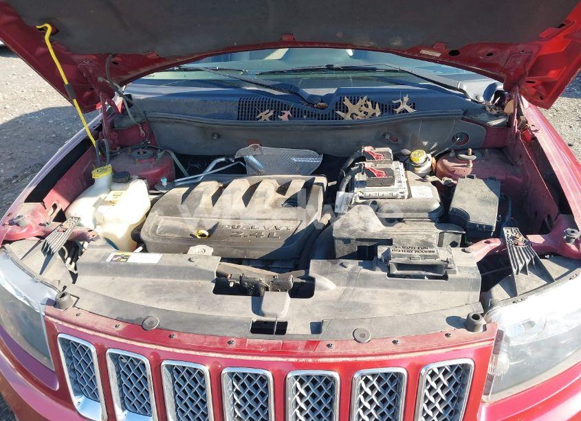 Photo 10 of 2014 Jeep Compass LATITUDE (VIN 1C4NJDEB8ED706850)