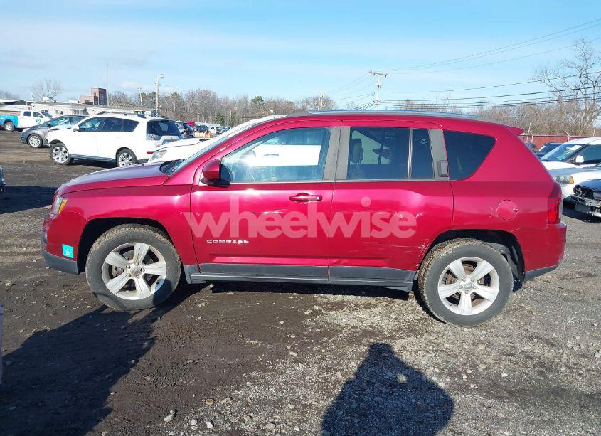 Photo 14 of 2014 Jeep Compass LATITUDE (VIN 1C4NJDEB8ED706850)