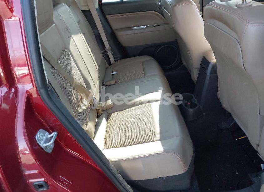 Photo 8 of 2014 Jeep Compass LATITUDE (VIN 1C4NJDEB8ED706850)